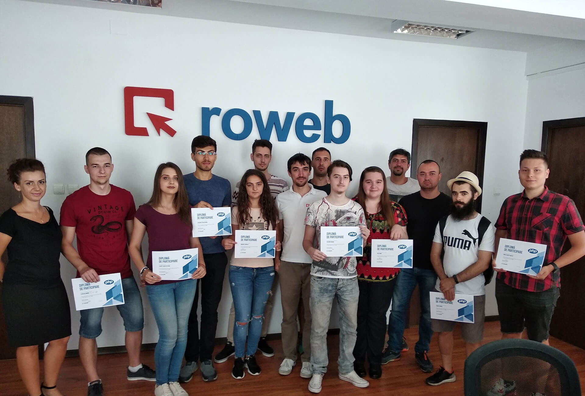 PITEȘTI- Firma Roweb: 8 din 10 studenți care participă la
